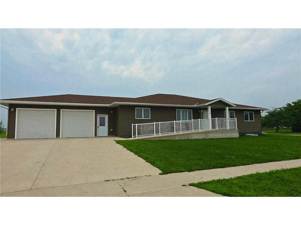 1400 Cheryl Avenue Marshall MN 56258 6764718 image1