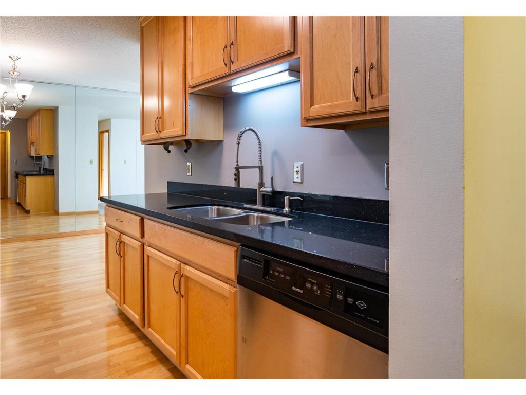 1400 Dakota Avenue S 308, Saint Louis Park, MN 55416 MLS 6322831