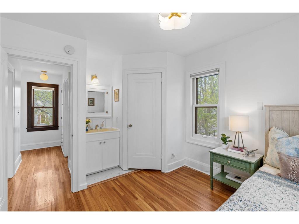 1400 E 54th Street Minneapolis MN 55417 7066450 image17