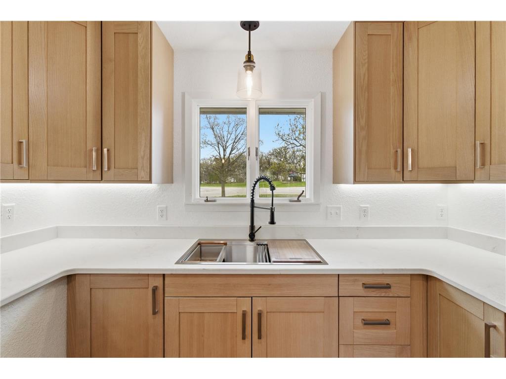 1400 Elm Avenue W Waseca MN 56093 7067665 image5