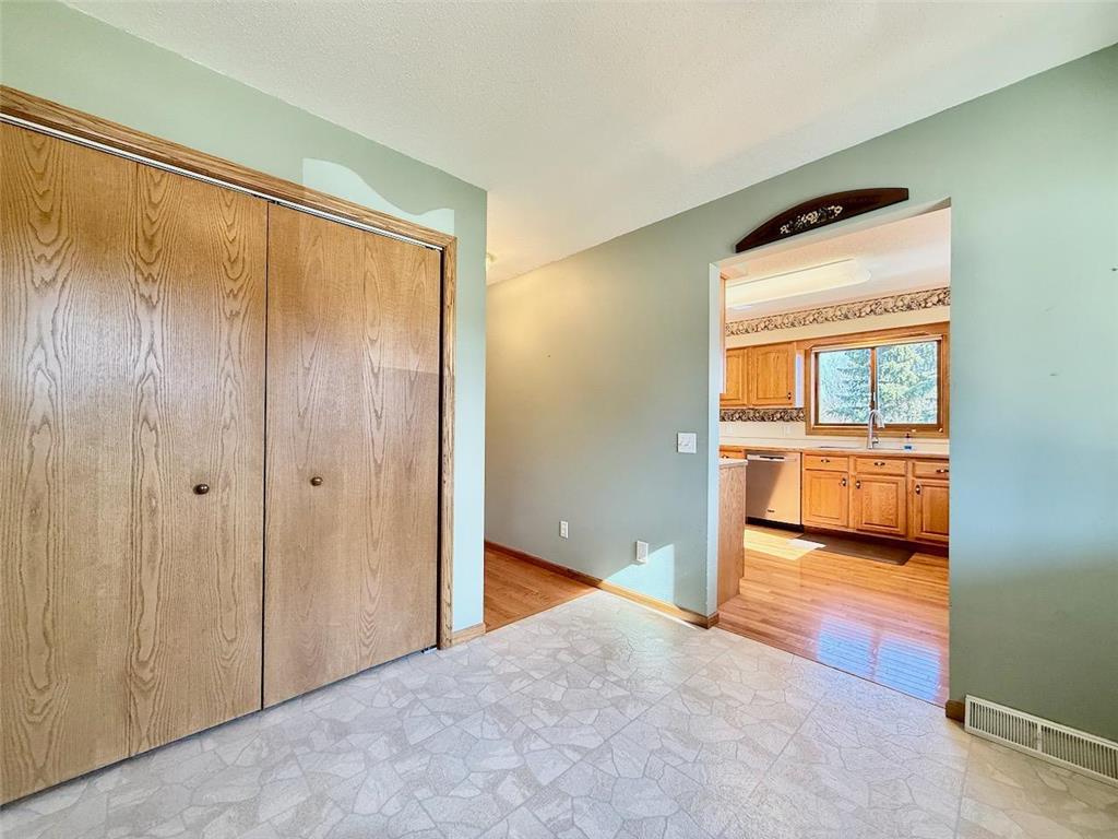 1400 S Cascade Street Fergus Falls MN 56537 7073338 image4