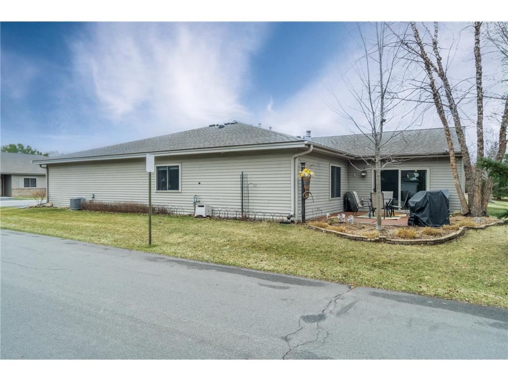 1400 Sweet Grass Hudson WI 54016 7048352 image14