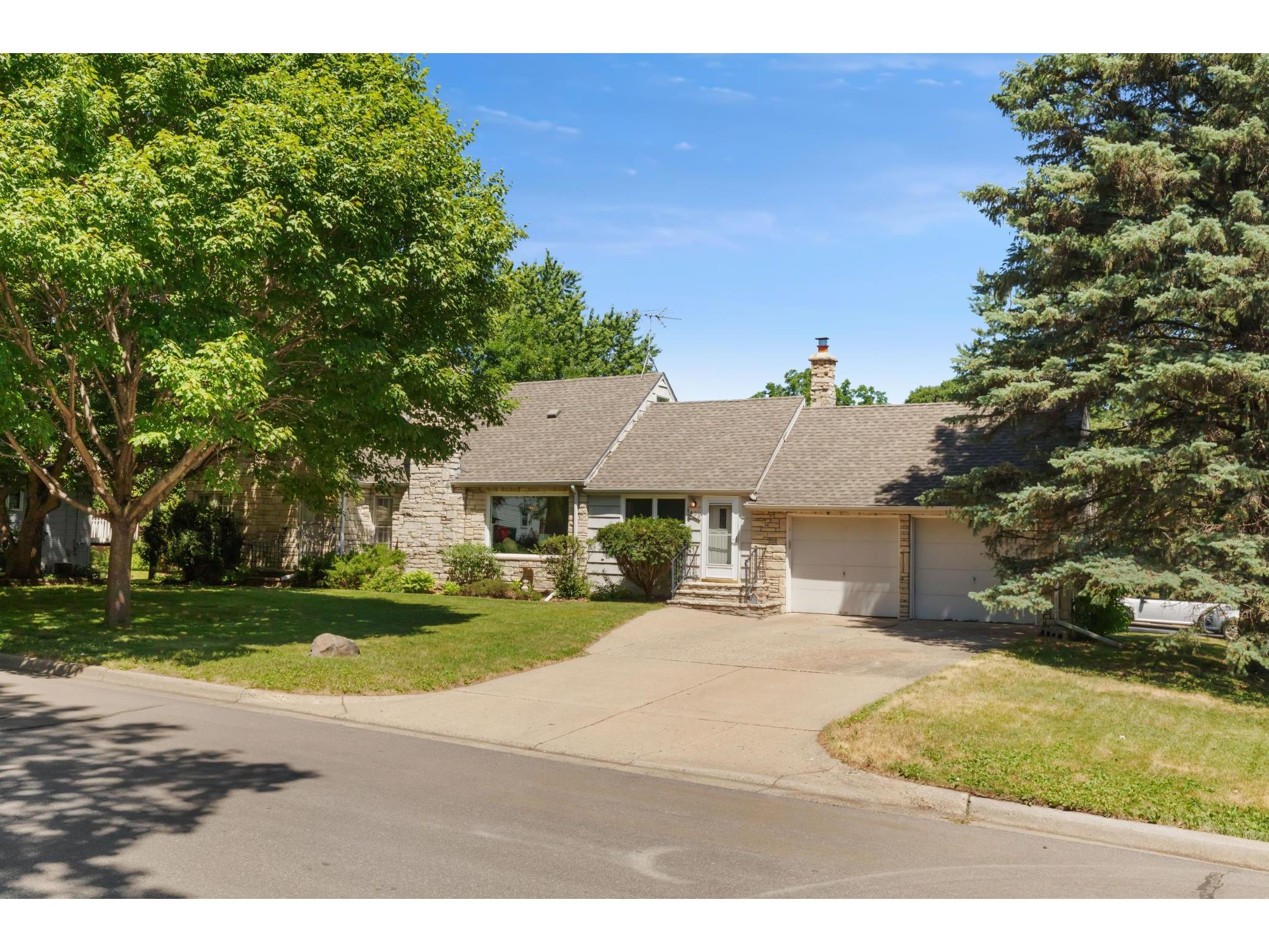 1400 W 73rd Street, Richfield, MN 55423 MLS 6006406 Edina Realty
