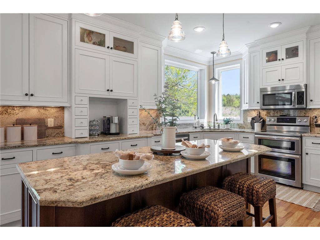 1400 Wildflower Lane Chaska MN 55318 6715377 image1