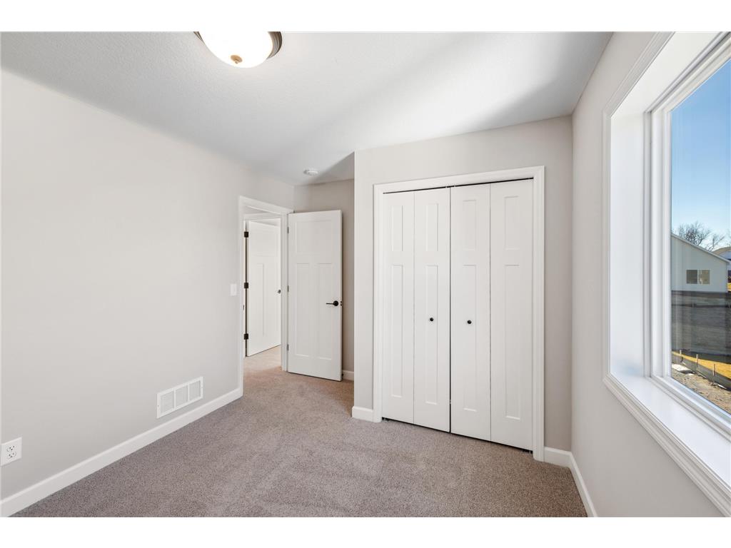 1400 Woods Road NE Isanti MN 55040 7086636 image13