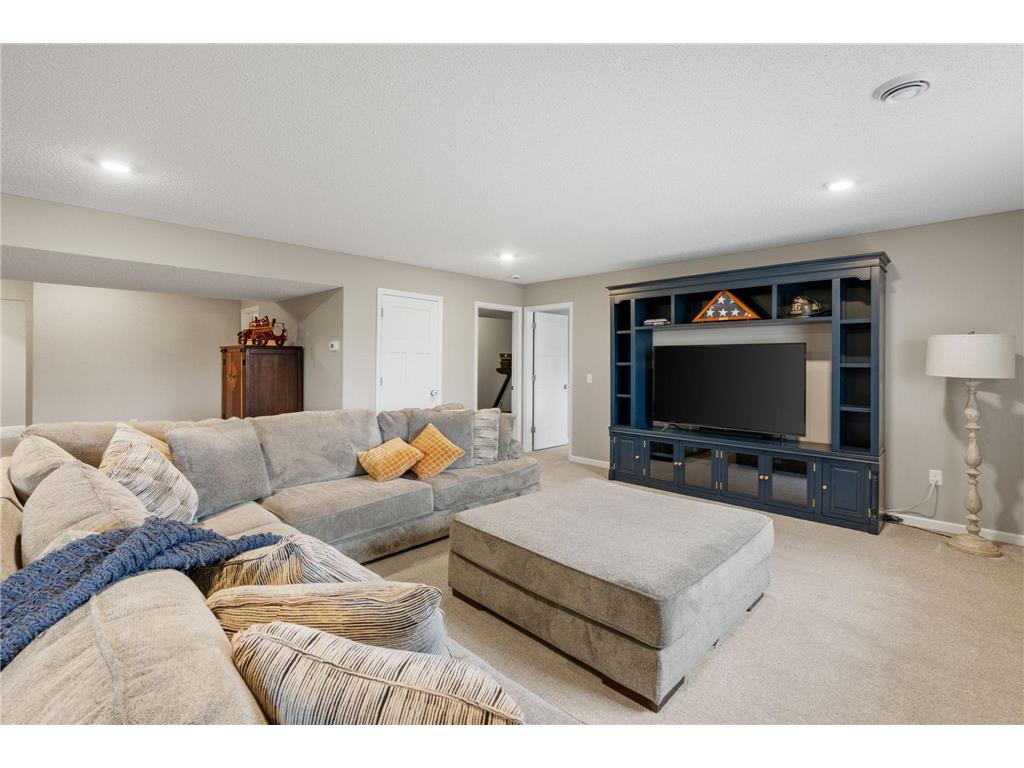 14004 Adrian Court Rosemount MN 55068 7082026 image36