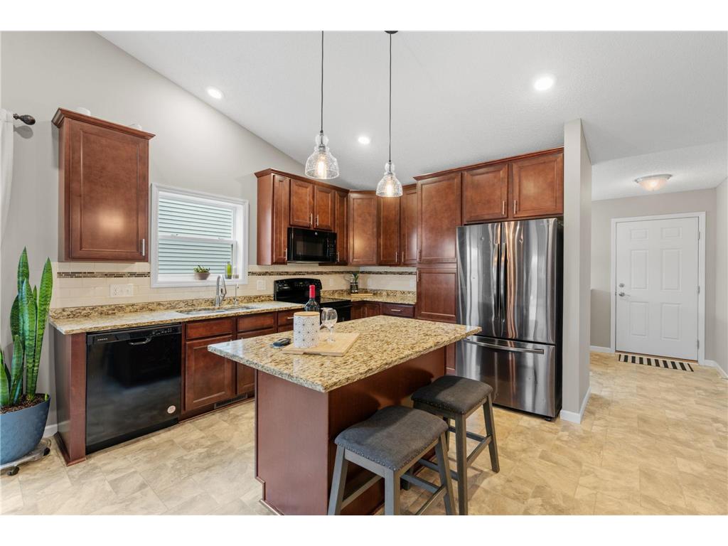 14004 Adrian Court Rosemount MN 55068 7082026 image4