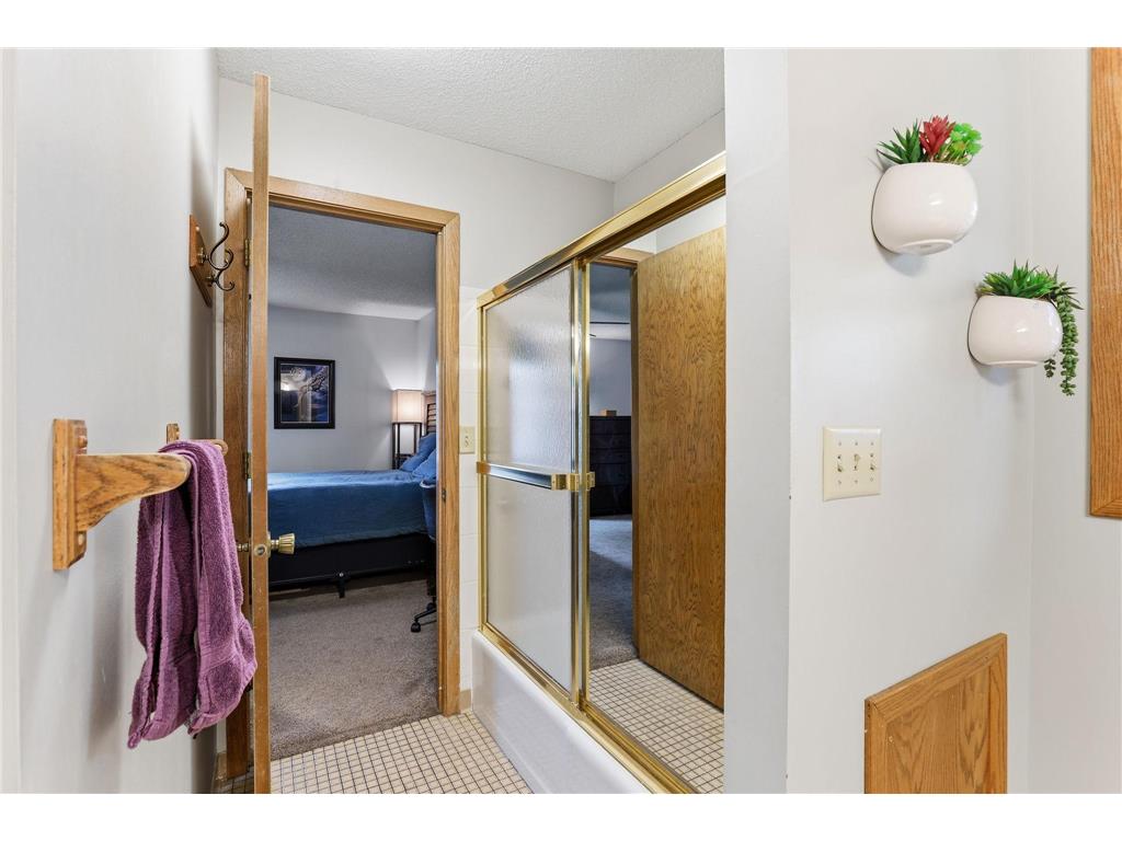 1401 88th Avenue N Brooklyn Park MN 55444 7080108 image24