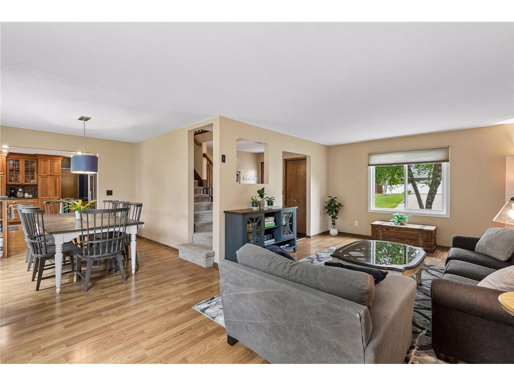 1401 Echo Drive Burnsville MN 55337 7101296 image10