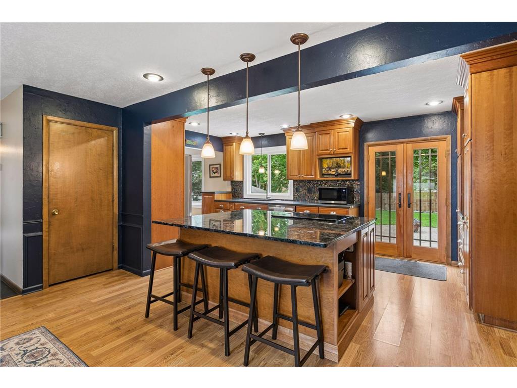 1401 Echo Drive Burnsville MN 55337 7101296 image17
