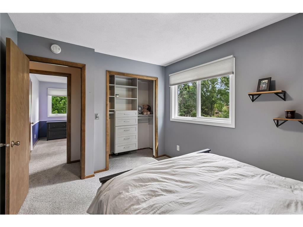 1401 Echo Drive Burnsville MN 55337 7101296 image35