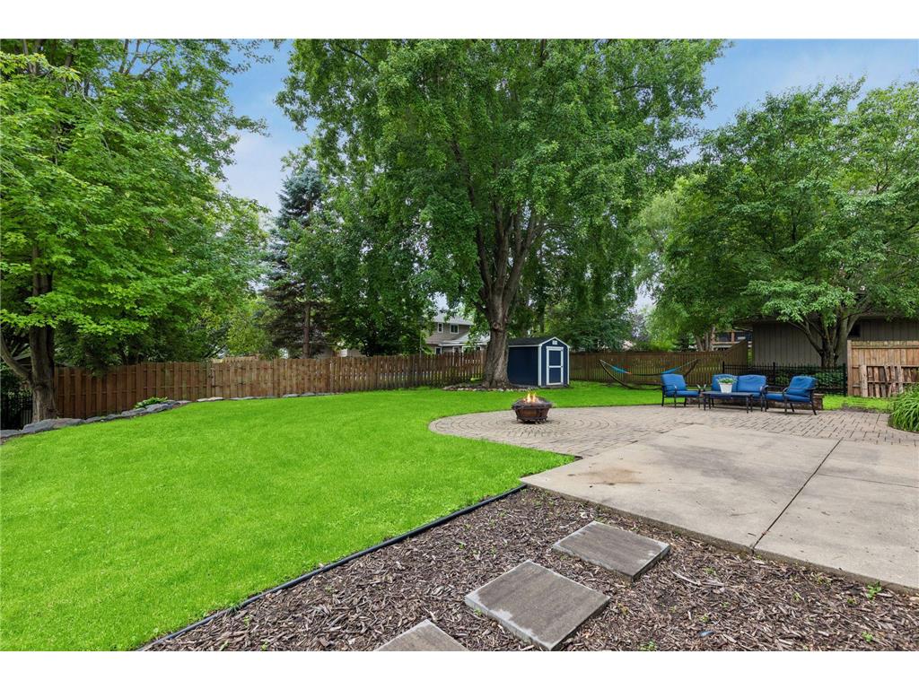 1401 Echo Drive Burnsville MN 55337 7101296 image46