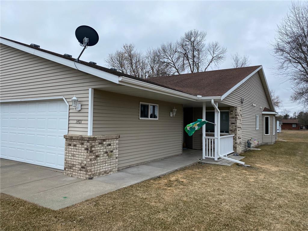 1401 Fairview Lane Little Falls MN 56345 6494658 image1