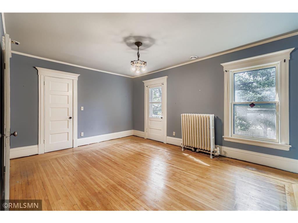 1401 Fremont Avenue N Minneapolis MN 55411 6791443 image17