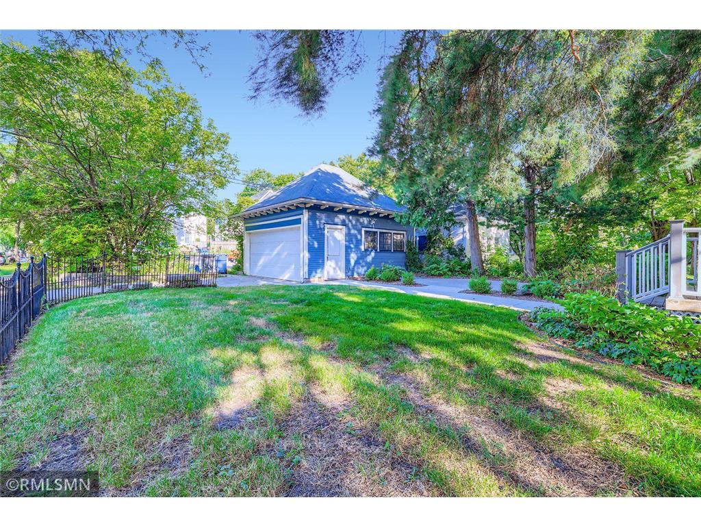 1401 Fremont Avenue N Minneapolis MN 55411 6791443 image26