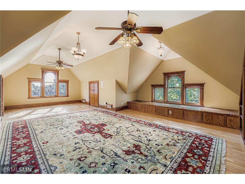 1401 Fremont Avenue N Minneapolis MN 55411 6791443 image28