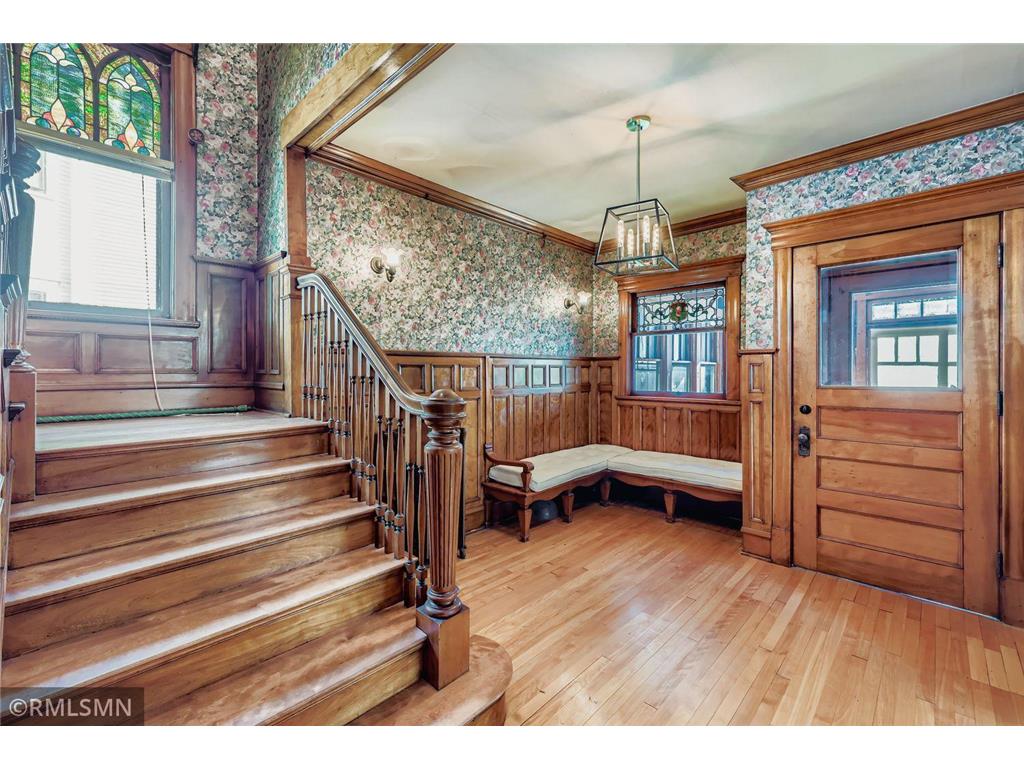 1401 Fremont Avenue N Minneapolis MN 55411 6791443 image3