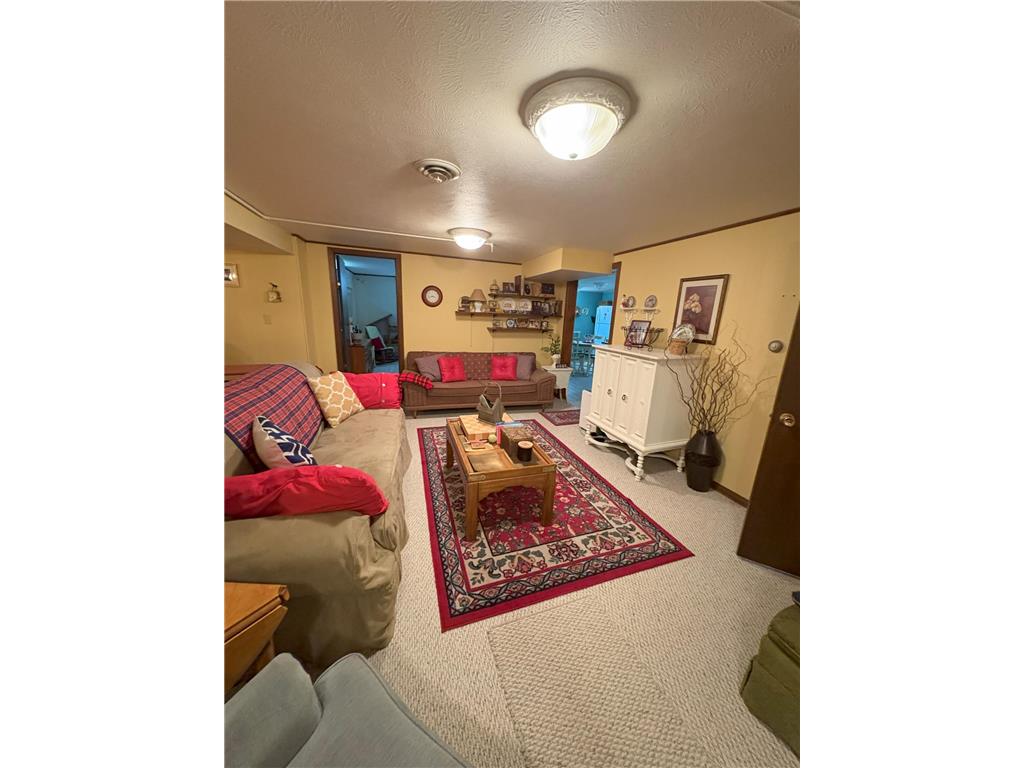 1401 N 4th Street Montevideo MN 56265 7017095 image21