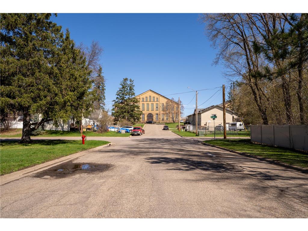 1401 Norwood St Brainerd MN 56401 7057390 image49