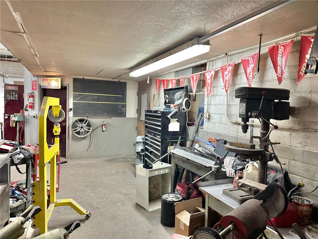 1401 SE Broadway Avenue Albert Lea MN 56007 7003586 image21