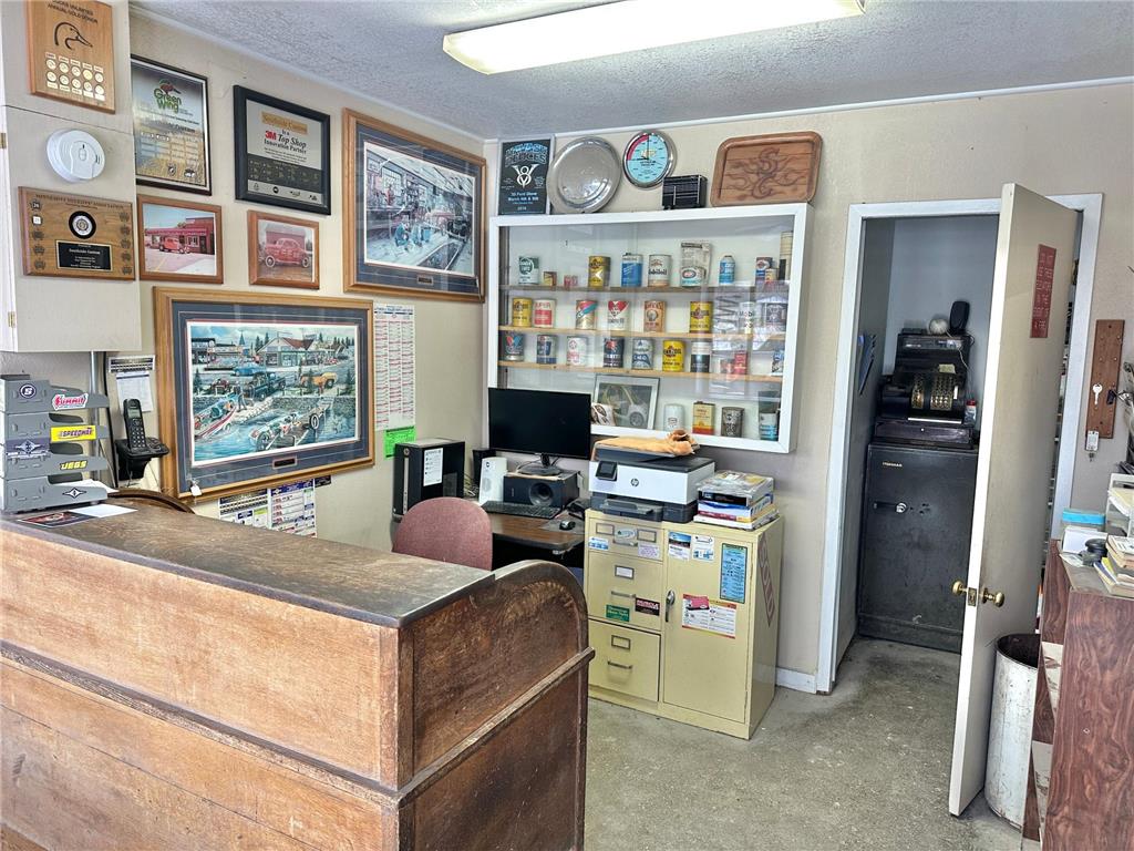 1401 SE Broadway Avenue Albert Lea MN 56007 7003586 image5