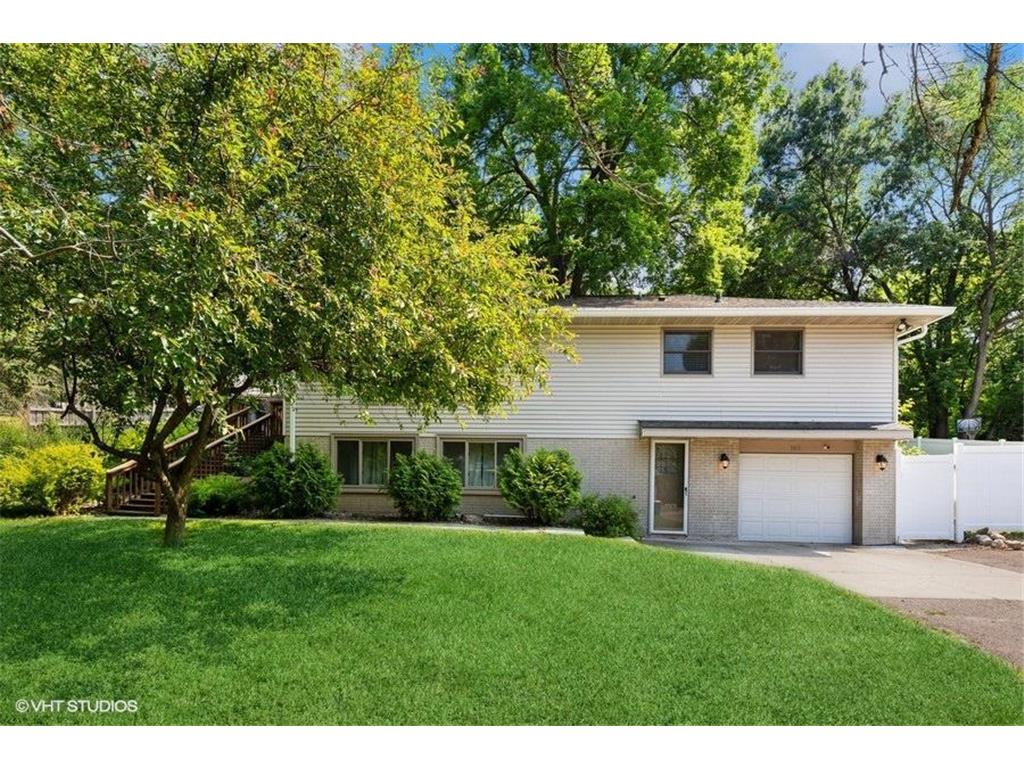 1401 W 149th Street Burnsville MN 55306 6383824 image1