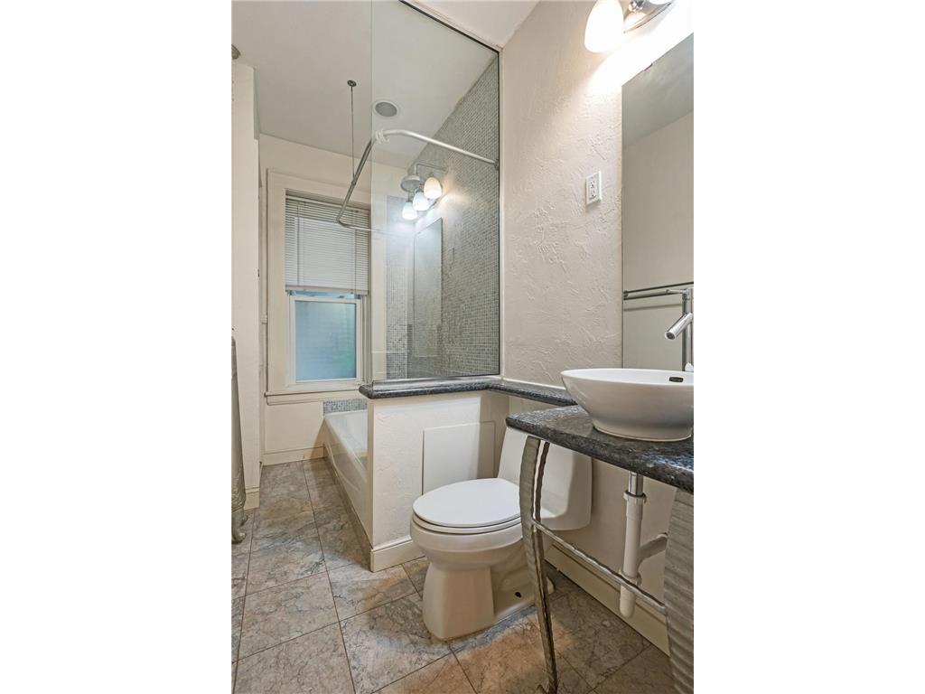 1401 Willow Street #2 Minneapolis MN 55403 7074490 image8