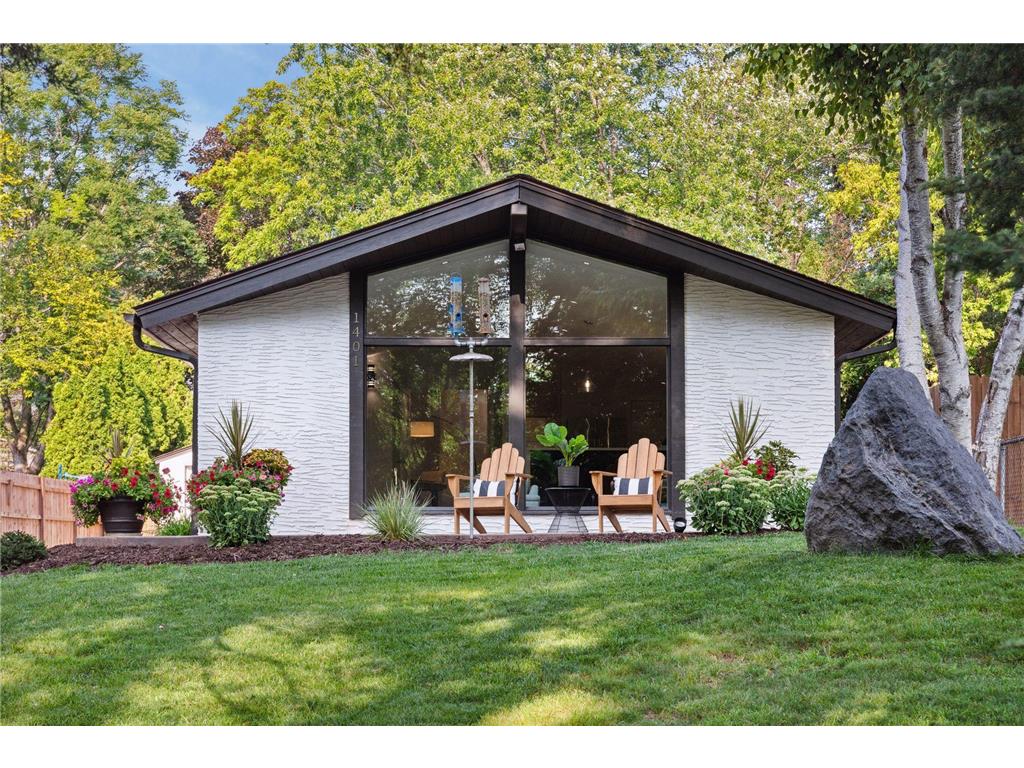 1401 Zealand Avenue N Golden Valley MN 55427 6428027 image1