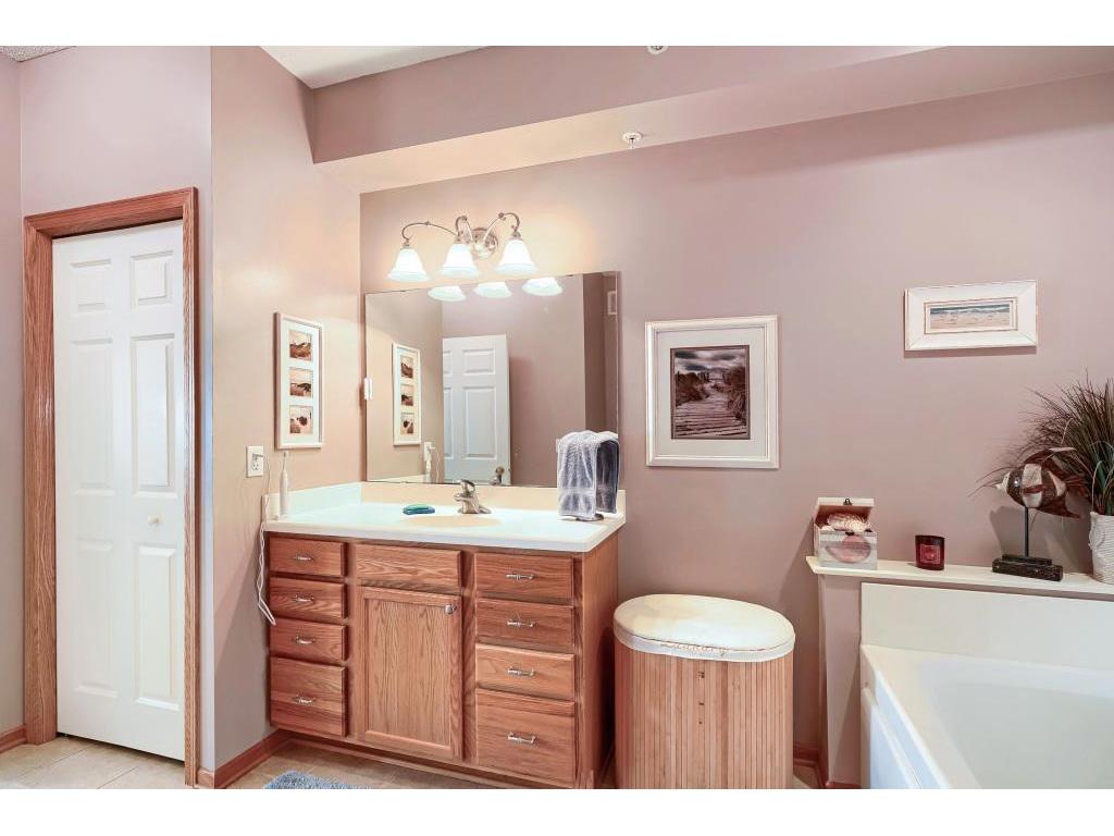 14012 54th Avenue N #2 Plymouth MN 55446 7091100 image21