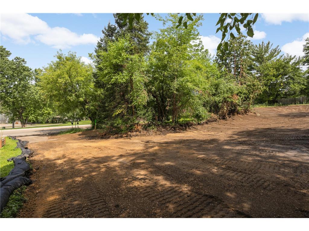 14019 Excelsior Boulevard Minnetonka MN 55345 7103350 image10