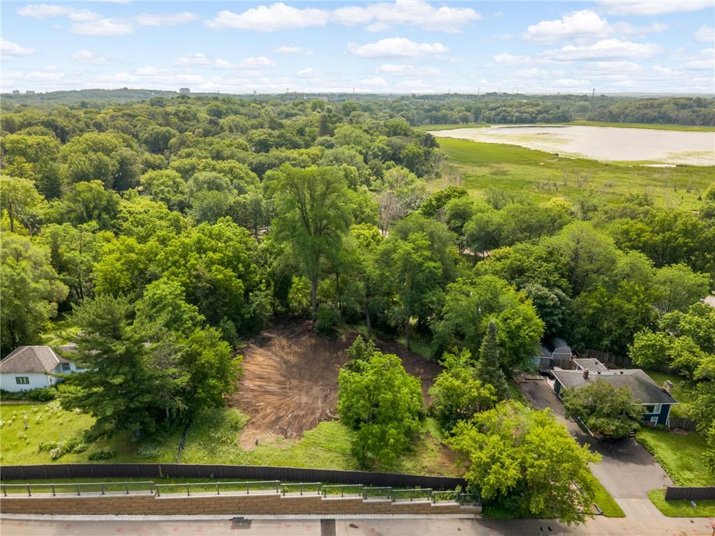 14019 Excelsior Boulevard Minnetonka MN 55345 7103350 image2