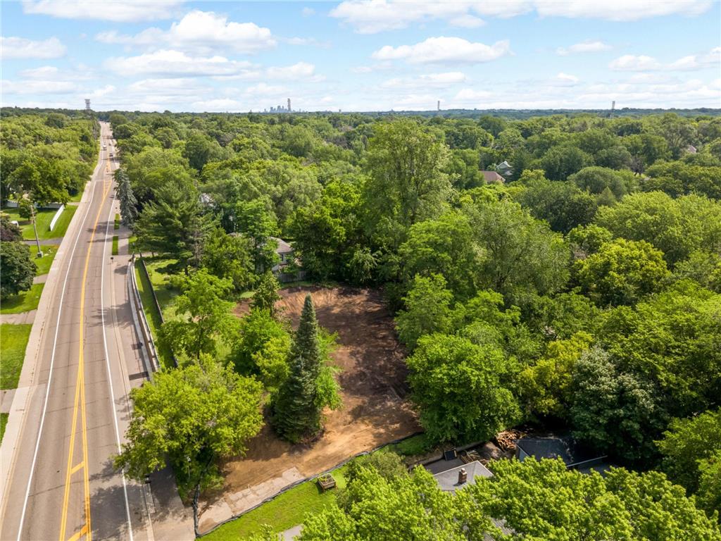 14019 Excelsior Boulevard Minnetonka MN 55345 7103350 image3