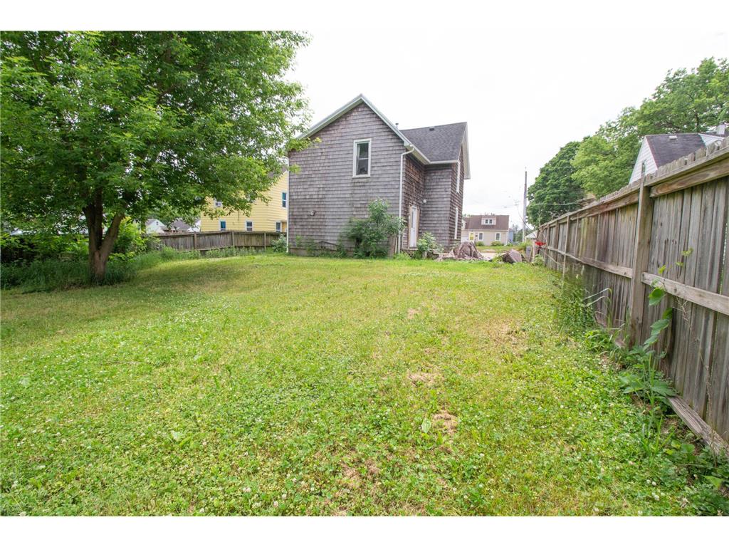 1402 9th Avenue NW Austin MN 55912 7088957 image2