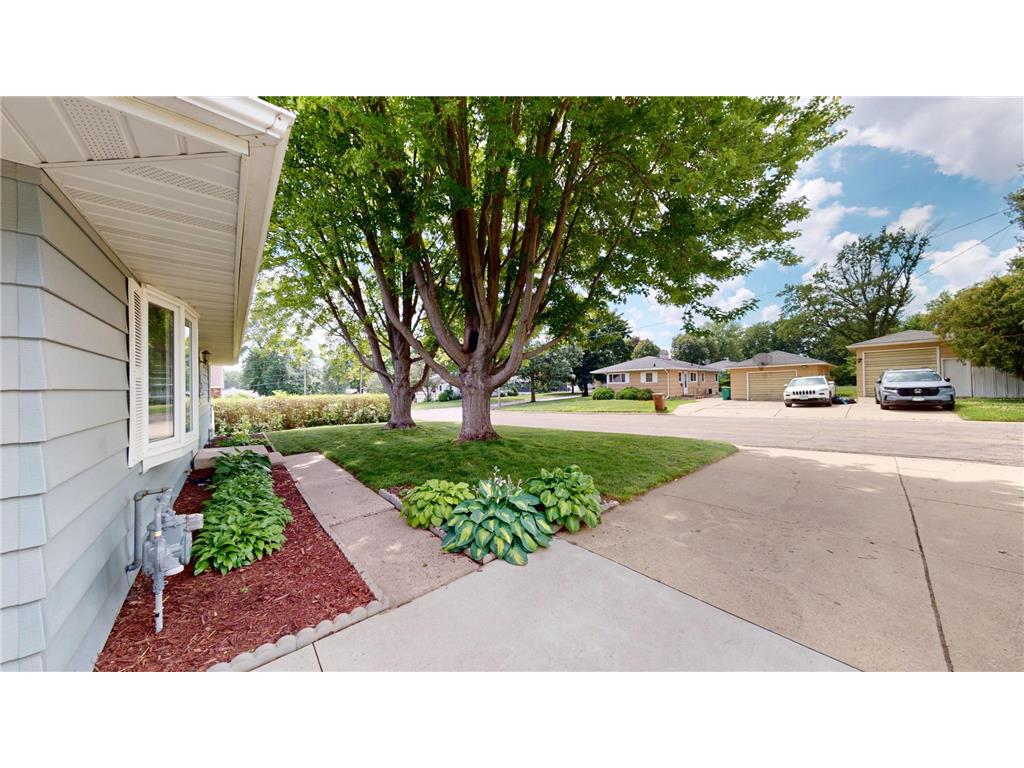 1402 Marie Avenue Albert Lea MN 56007 7103204 image26