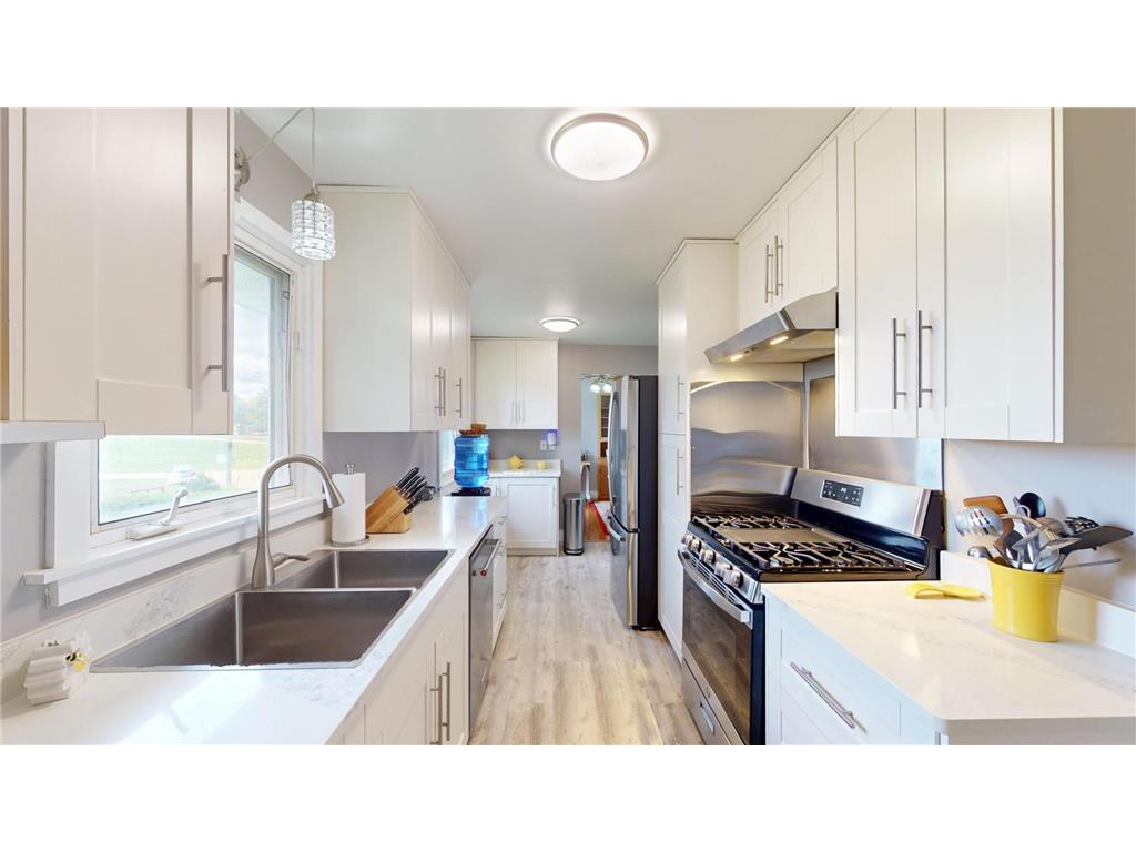 1402 Marie Avenue Albert Lea MN 56007 7103204 image6