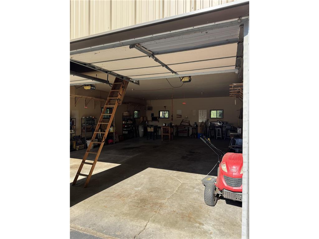 1402 N Mckay Avenue NE Alexandria MN 56308 7093034 image10