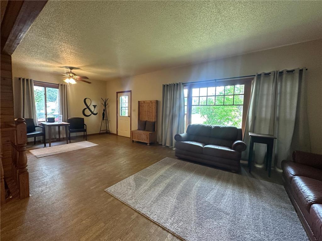 1402 N Mckay Avenue NE Alexandria MN 56308 7093034 image20