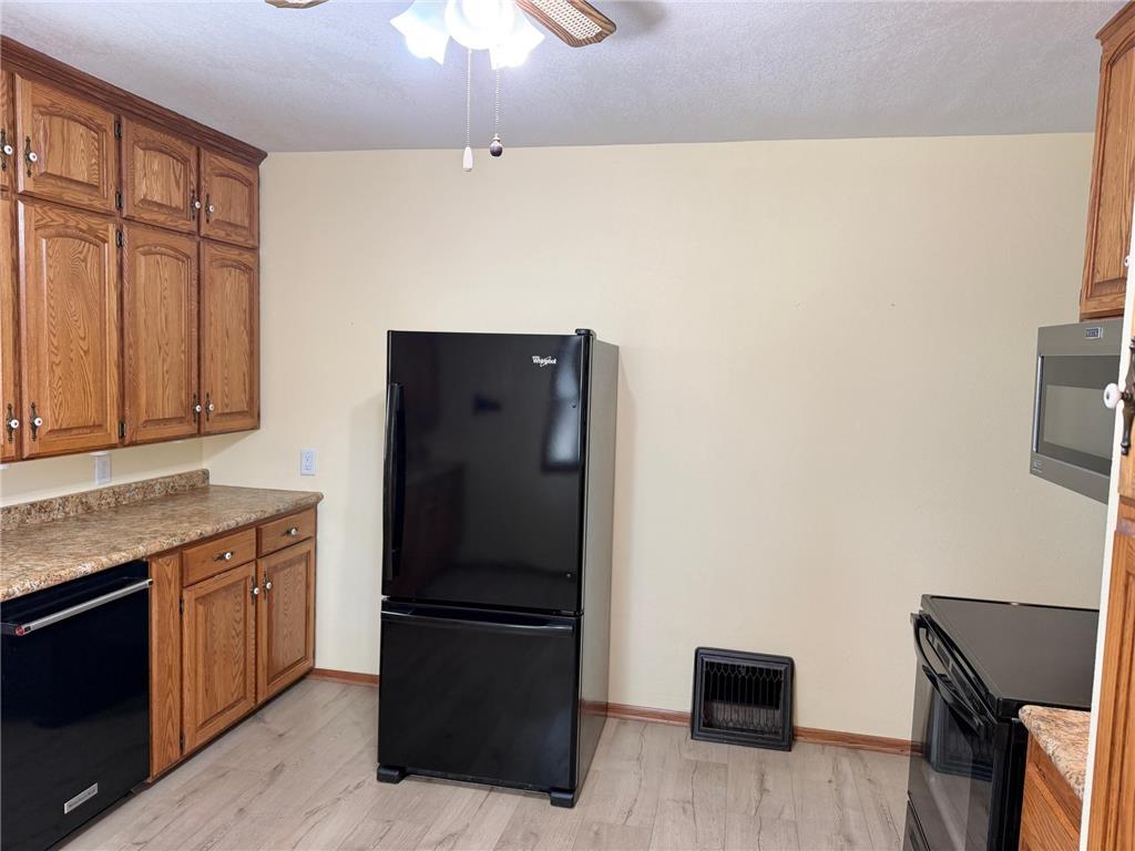 1402 S Broadway Avenue Albert Lea MN 56007 7044061 image7