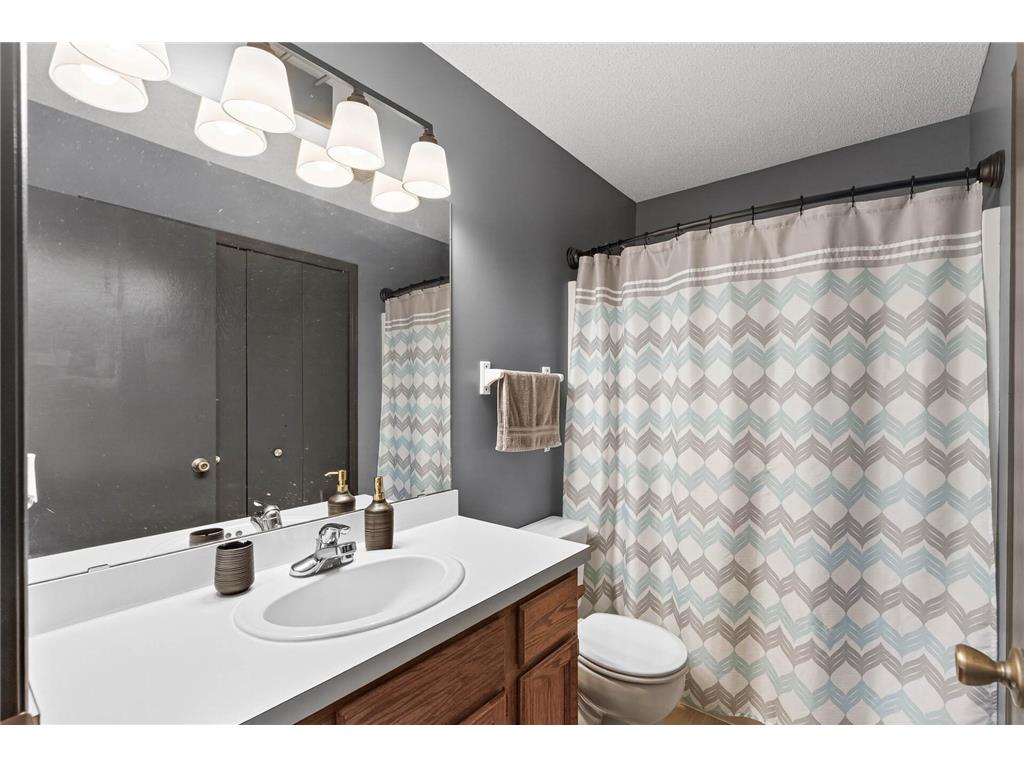 14025 44th Place N #4 Plymouth MN 55446 7076962 image14