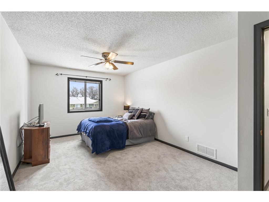 14025 44th Place N #4 Plymouth MN 55446 7076962 image16