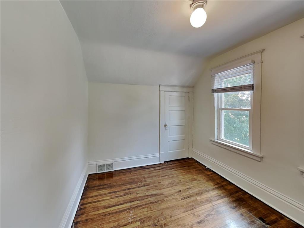 1403 Barclay Street Saint Paul MN 55106 6784356 image12