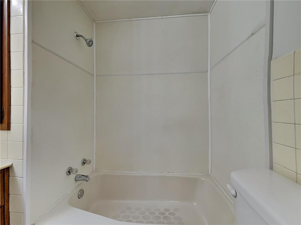 1403 Barclay Street Saint Paul MN 55106 6784356 image13