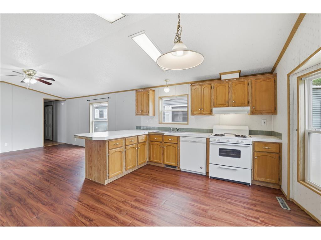 1403 Concord Street S #33 South Saint Paul MN 55075 7079740 image5