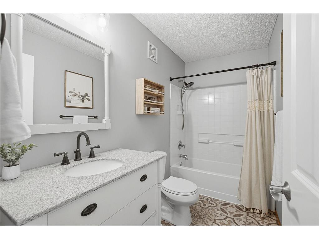 14037 Avanti Avenue Rosemount MN 55068 7100835 image18