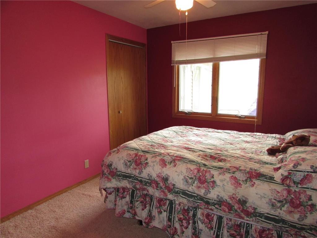 1404 Lucia Avenue Fairmont MN 56031 - George Lake 7072223 image13