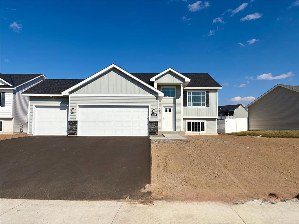 1404 Woods Road NE Isanti MN 55040 7075392 image1