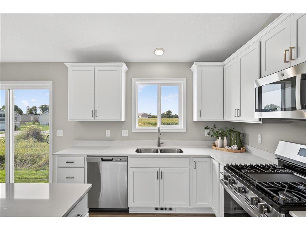 1404 Woods Road NE Isanti MN 55040 7075392 image14