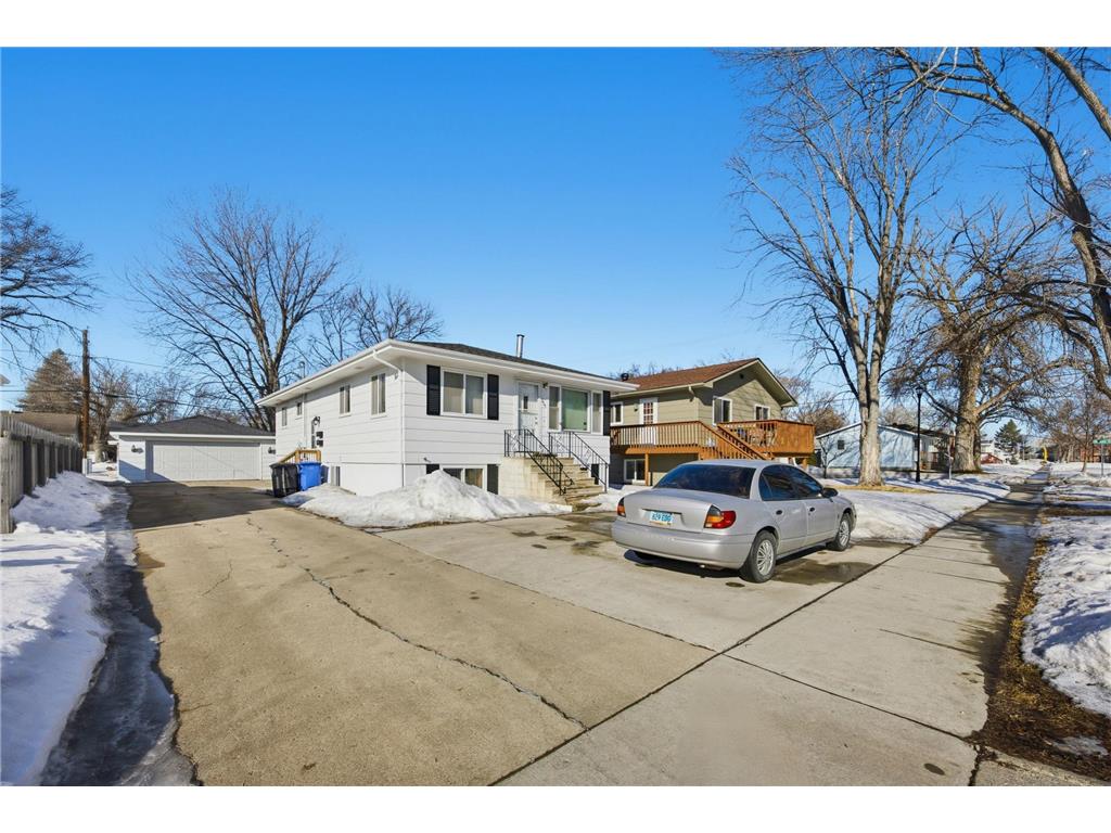 1405 16th Street S Fargo ND 58103 7041881 image1