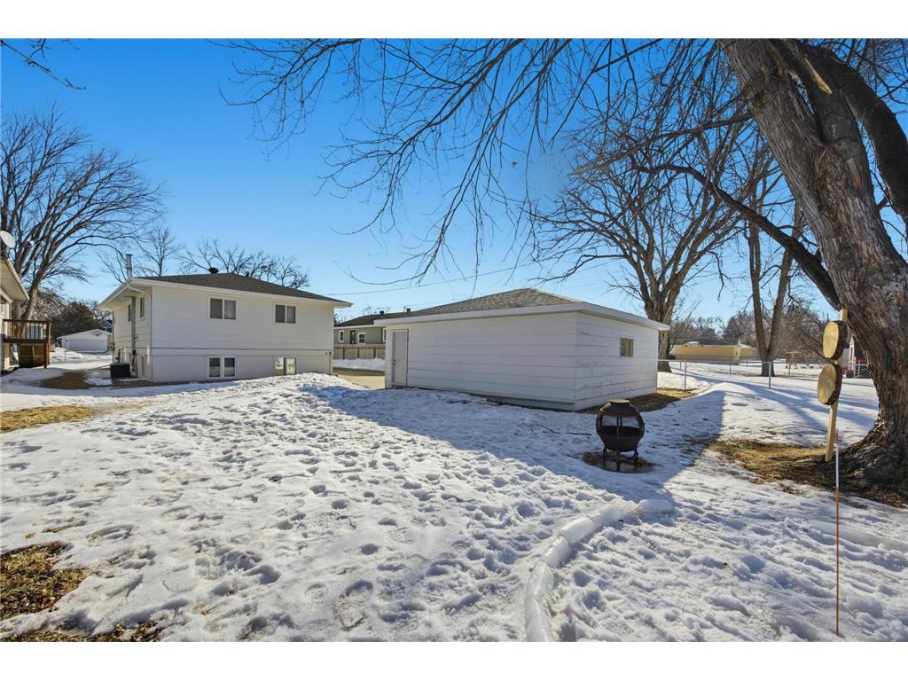 1405 16th Street S Fargo ND 58103 7041881 image2