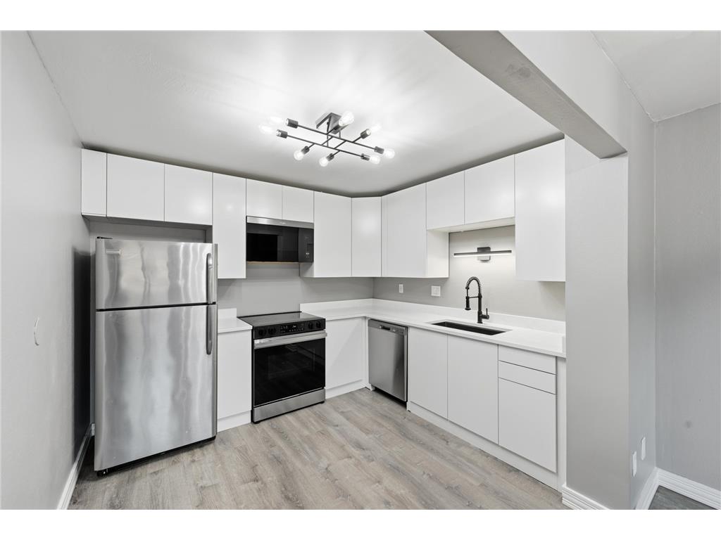 1405 63rd Lane N Brooklyn Center MN 55430 7077010 image12